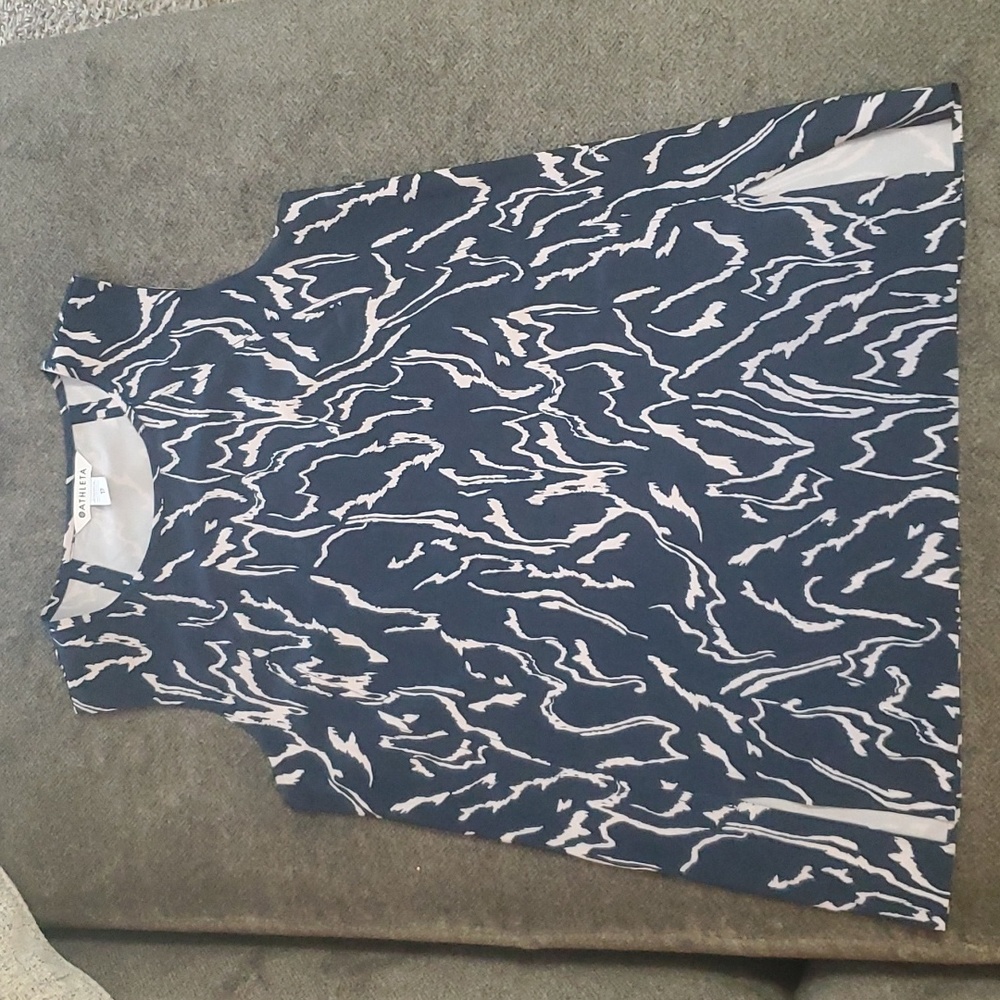 3/$15 Athleta tunic top size XS